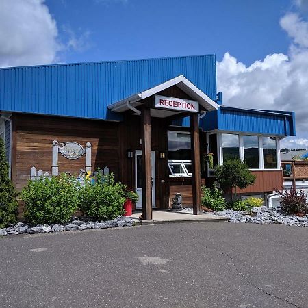 Motel Claude Degelis Exterior photo